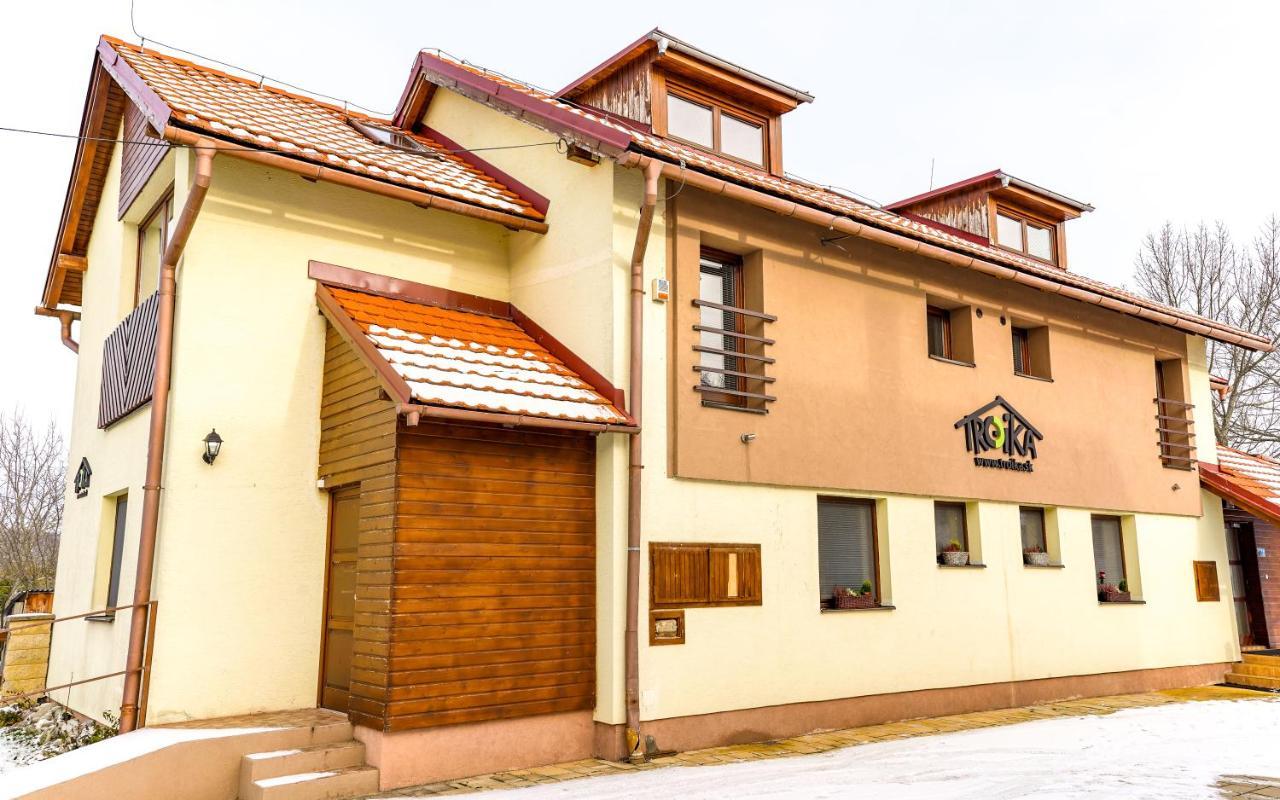 Studio Troika Pavcina Lehota  Exterior photo
